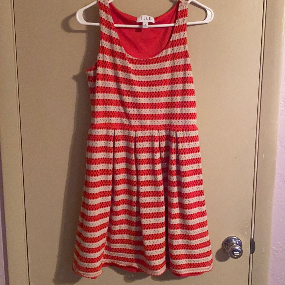 Elle tan and red striped dress - Size M